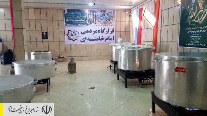طبخ و توزیع 5 میلیون پرس غذای گرم در مناطق محروم کشور توسط ستاد اجرایی فرمان امام