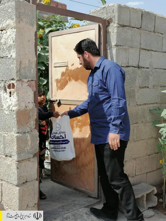 توزیع بسته‌های پروتینی رزمایش همدلی و احسان در کرمان