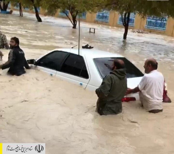 دستور رئیس ستاد اجرایی فرمان امام برای امدادرسانی فوری و ارسال اقلام ضروری و غذایی به استان‌های سیل زده