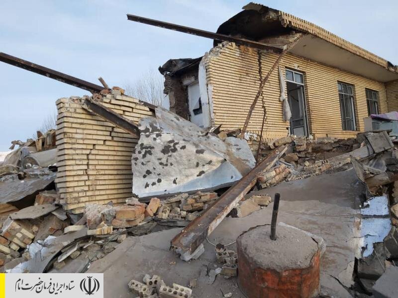 محموله کمک‌های ستاد اجرایی فرمان امام به منطقه زلزله‌زده قطور رسید