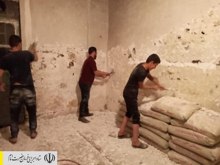 آغاز بازسازی و مرمت منازل سیل زده مردم خوزستان توسط نیروهای جهادی ستاد اجرایی فرمان امام