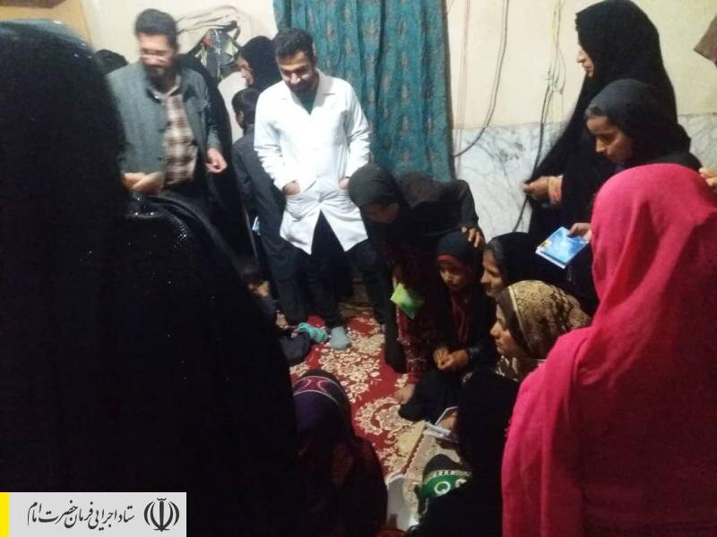 استقرار کاروان سلامت ستاد اجرایی فرمان امام در مناطق سیل زده دلگان