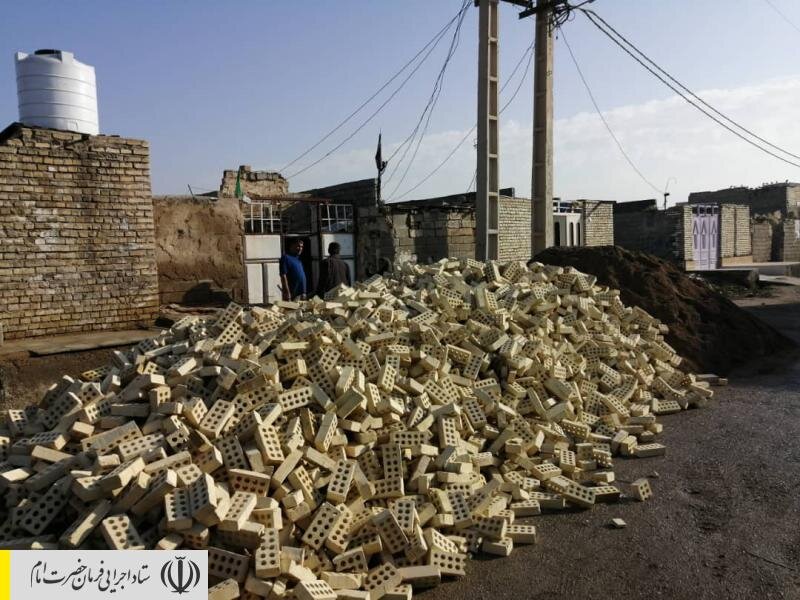 آغاز بازسازی و مرمت منازل سیل زده مردم خوزستان توسط نیروهای جهادی ستاد اجرایی فرمان امام