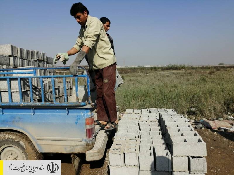 آغاز بازسازی و مرمت منازل سیل زده مردم خوزستان توسط نیروهای جهادی ستاد اجرایی فرمان امام