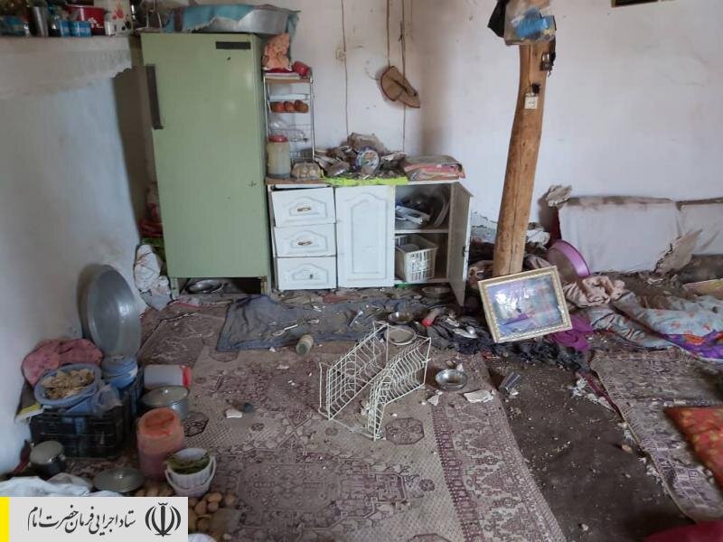 اهدای دام زنده و لوازم خانگی از طرف ستاد اجرایی فرمان حضرت امام (ره) به زلزله زدگان آذربایجان شرقی