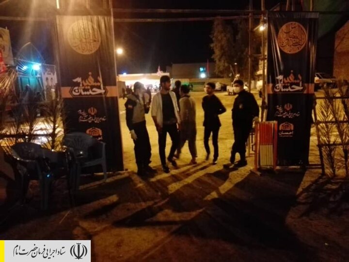 فعالیت شبانه‌روزی موکب ستاد اجرایی فرمان حضرت امام (ره) در مرز میرجاوه برای زوار اربعین