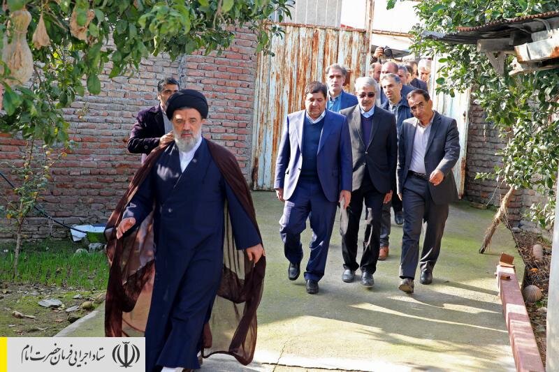 دیدار رئیس ستاد اجرایی فرمان حضرت امام (ره) با خانواده شهید غواص قاسم موجرلو شهرستان گلوگاه