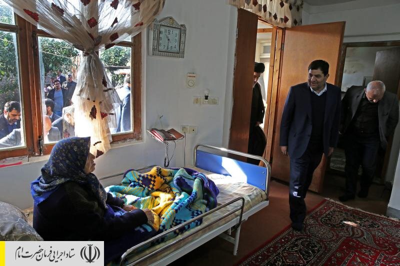 دیدار رئیس ستاد اجرایی فرمان حضرت امام (ره) با خانواده شهید غواص قاسم موجرلو شهرستان گلوگاه