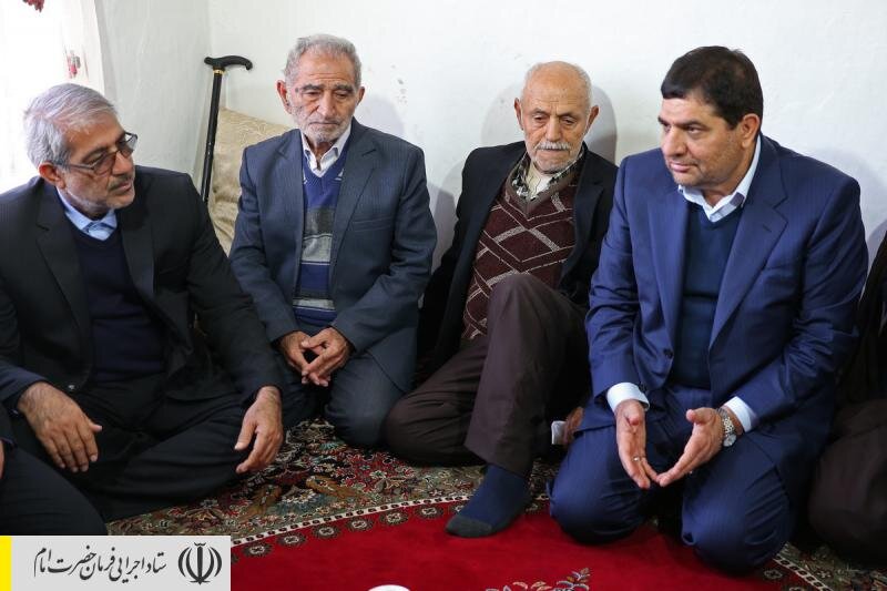 دیدار رئیس ستاد اجرایی فرمان حضرت امام (ره) با خانواده شهید غواص قاسم موجرلو شهرستان گلوگاه