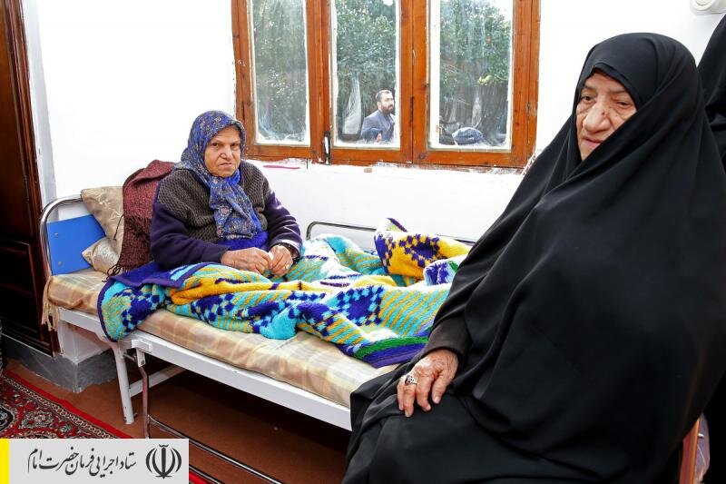 دیدار رئیس ستاد اجرایی فرمان حضرت امام (ره) با خانواده شهید غواص قاسم موجرلو شهرستان گلوگاه