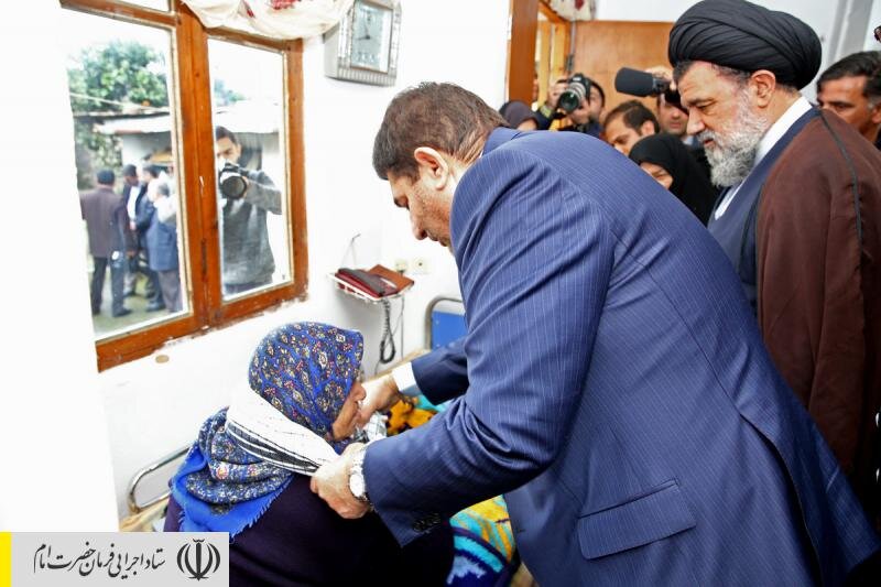 دیدار رئیس ستاد اجرایی فرمان حضرت امام (ره) با خانواده شهید غواص قاسم موجرلو شهرستان گلوگاه