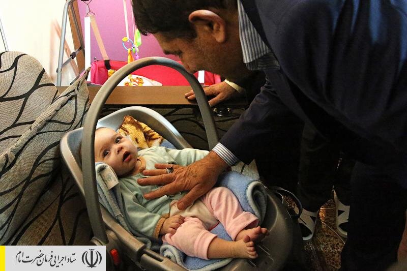 بازدید رئیس ستاد اجرایی فرمان حضرت امام (ره) از شیرخوارگاه و خانه نوباوگان شکوفه