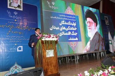 بازدید رئیس ستاد اجرایی فرمان حضرت امام (ره) از نمایشگاه طرح های اشتغالزایی در گلوگاه