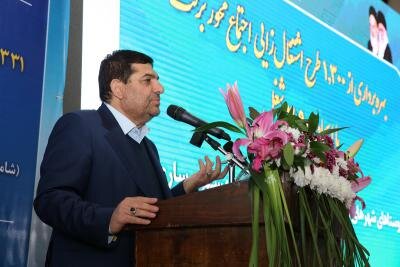 بازدید رئیس ستاد اجرایی فرمان حضرت امام (ره) از نمایشگاه طرح های اشتغالزایی در گلوگاه