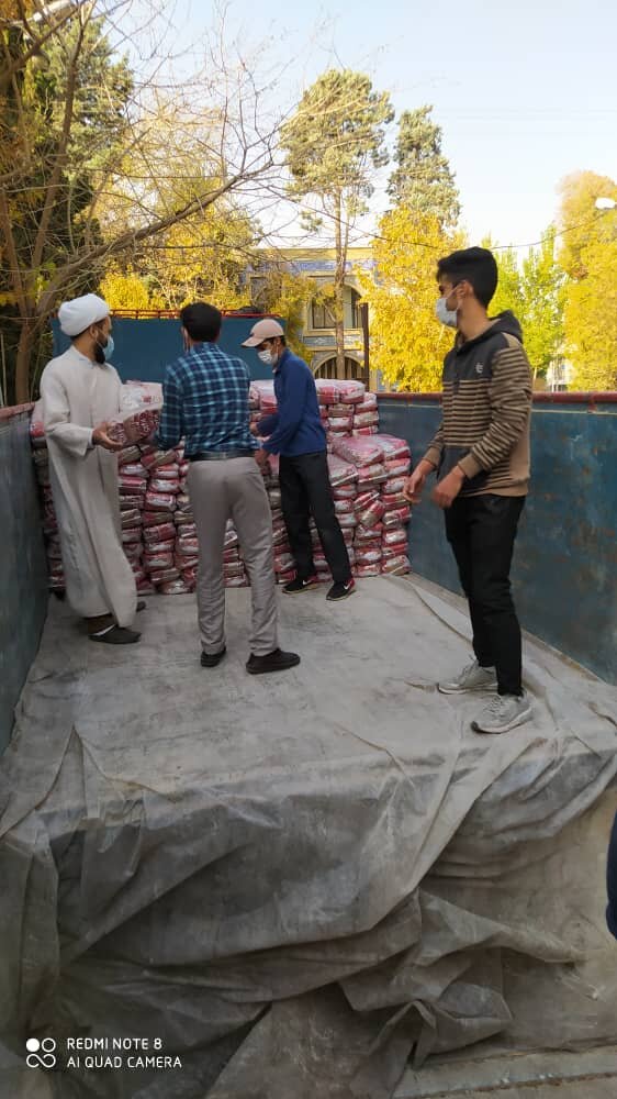 آغاز چهارمین مرحله پویش مشق احسان در اصفهان/ توزیع ۴۰ هزار سبد اقلام معیشتی بین نیازمندان