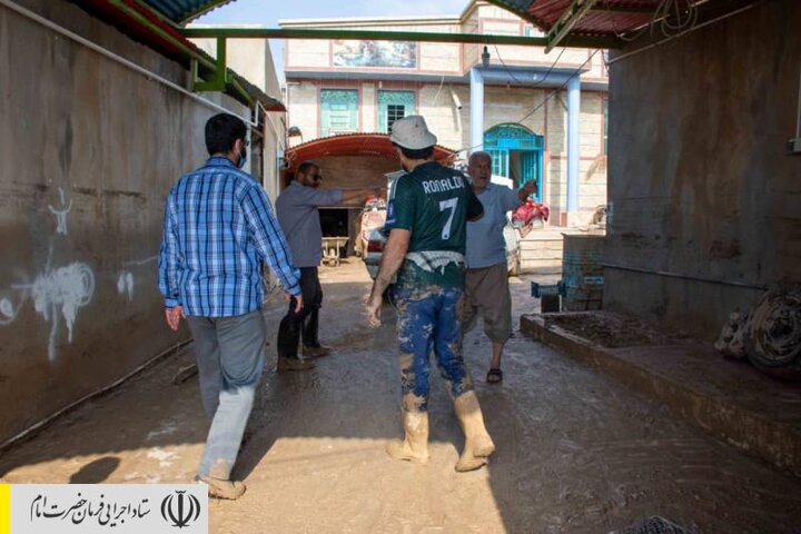 ارسال محموله‌های جدید مواد غذایی و اضطراری ستاد اجرایی فرمان امام به مناطق سیل زده بوشهر