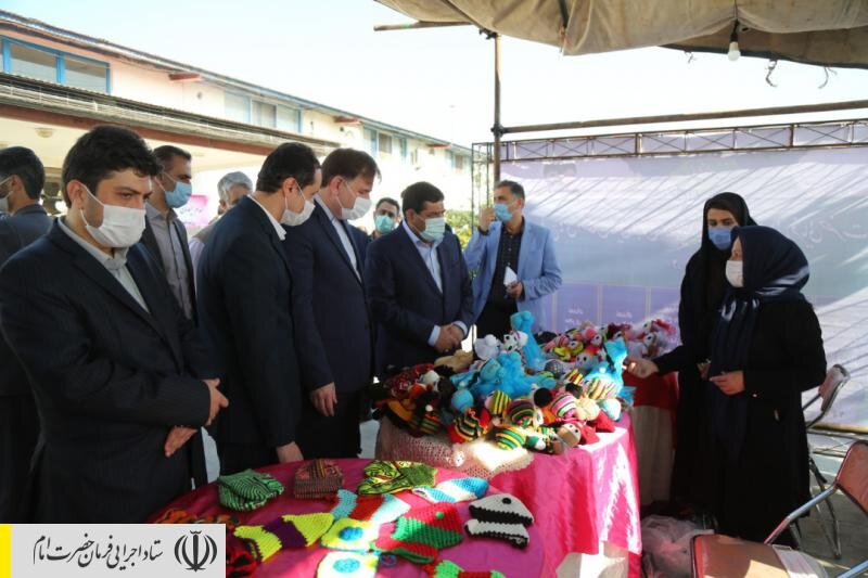 افتتاح طرح توسعه کارخانه تولید کنسانتره در رودسر وایجاد ۵۰۰ شغل جدید، افتتاح مدرسه ۱۲ کلاسه و توزیع ۴۰ هزار بسته بهداشتی و نوشت‌افزار توسط ستاد اجرایی فرمان امام