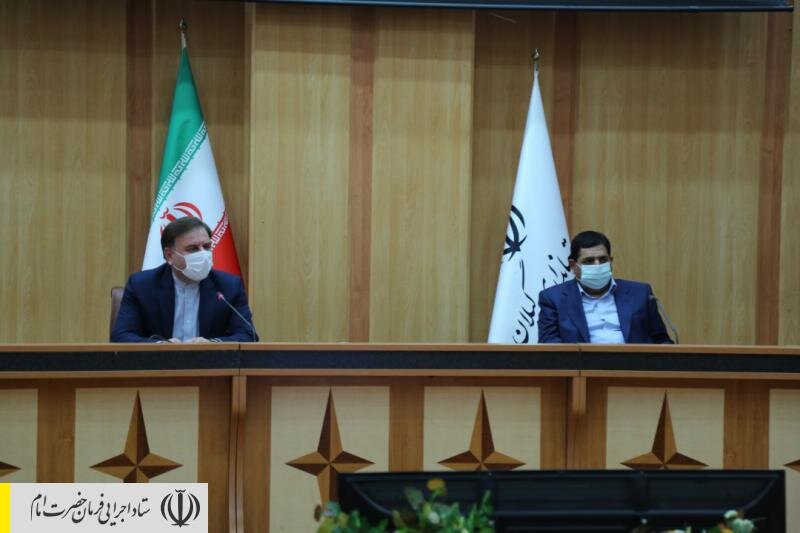 امضای تفاهمنامه ستاد اجرایی فرمان امام و استانداری گیلان برای ایجاد ۶۰ هزار شغل طی دو سال