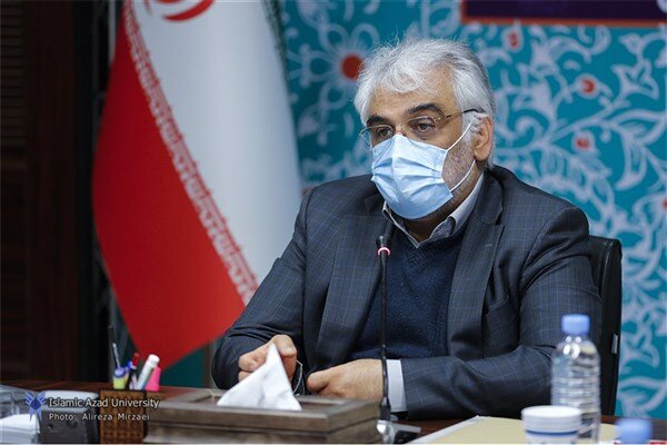 رئیس دانشگاه آزاد اسلامی ساخت و آغاز تست انسانی واکسن کرونای ستاد اجرایی فرمان امام را تبریک گفت

