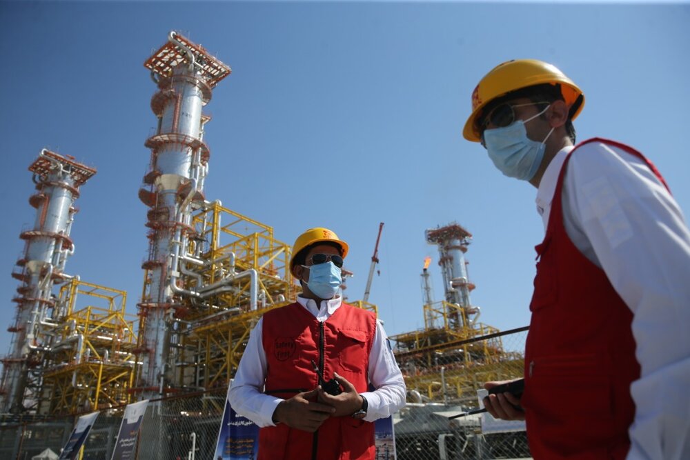 افتتاح رسمی ابر پروژه "بزرگترین طرح استحصال اتان در کشور" توسط ستاد اجرایی فرمان امام در عسلویه و مُهر