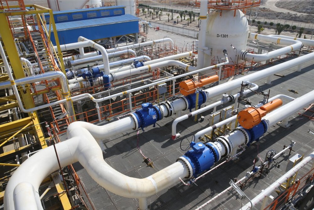 افتتاح رسمی ابر پروژه "بزرگترین طرح استحصال اتان در کشور" توسط ستاد اجرایی فرمان امام در عسلویه و مُهر