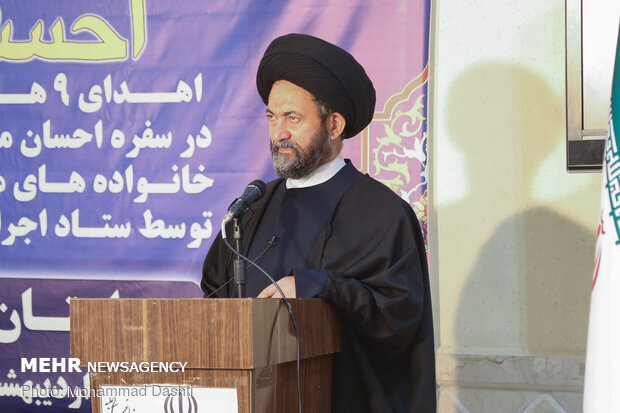 ستاد اجرایی فرمان امام در عرصه خدمت‌رسانی شاهکار نظام است