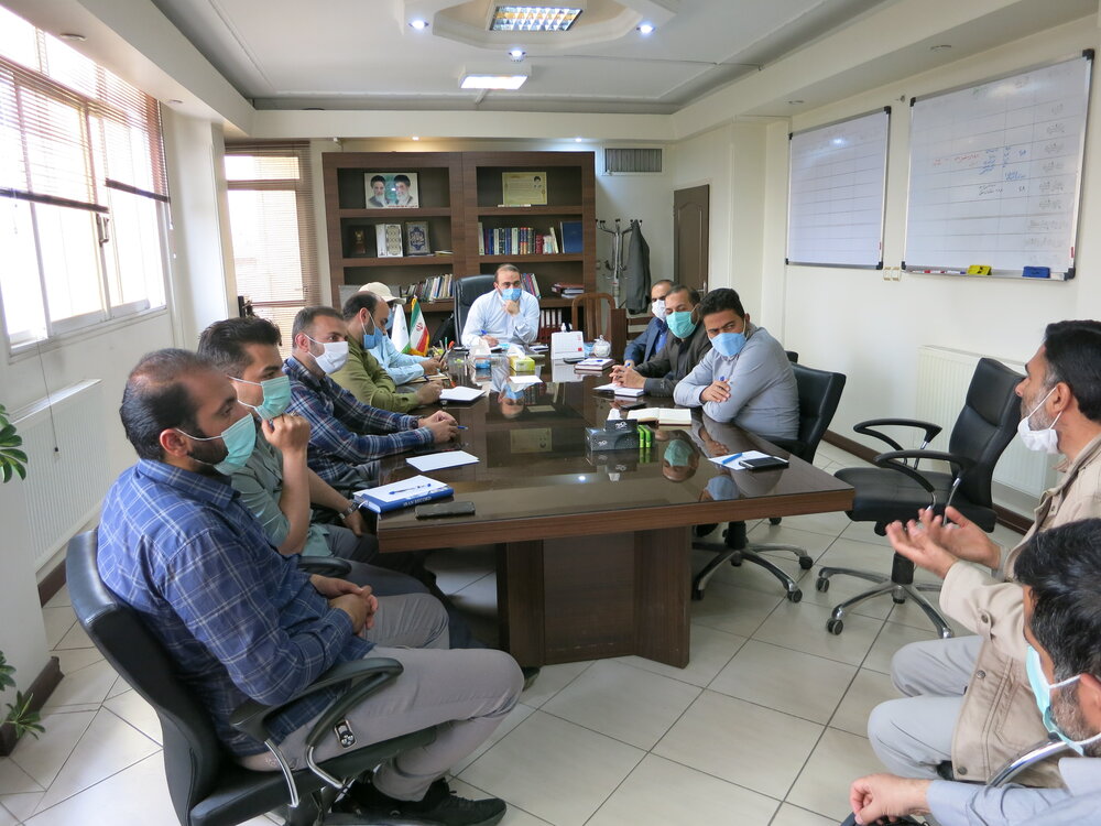 نخستین نشست جناب آقای دکتر تورج حاجی رحیمیان با نمایندگان گروه های جهادی استان اصفهان