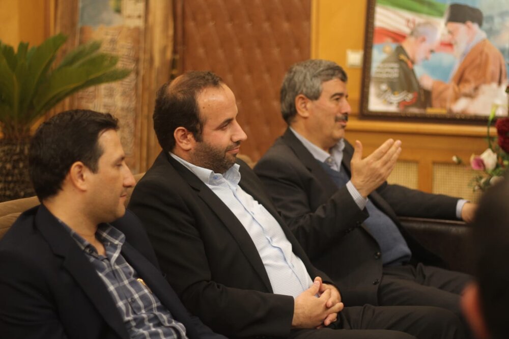 همکاری بنیاد برکت گامی مهم برای محرومیت‌زدایی از روستاها است