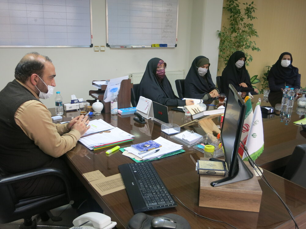 جلسه شورای اجتماعی با حضور مسئولین خانه احسان محله دارک