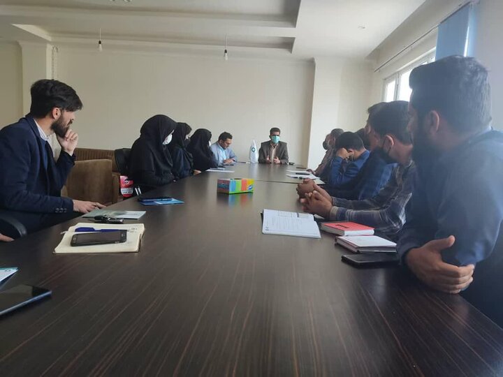 نشست مجریان و تسهیلگران بنیاد برکت با مدیرکل ستاد اجرایی فرمان امام (ره) کهگیلویه و بویراحمد