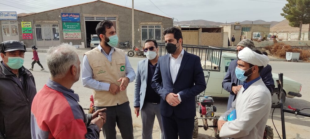 بازدید مدیرکل ستاد خراسان جنوبی از طرح های اشتغالزایی بنیاد برکت در بخش مرکزی بیرجند