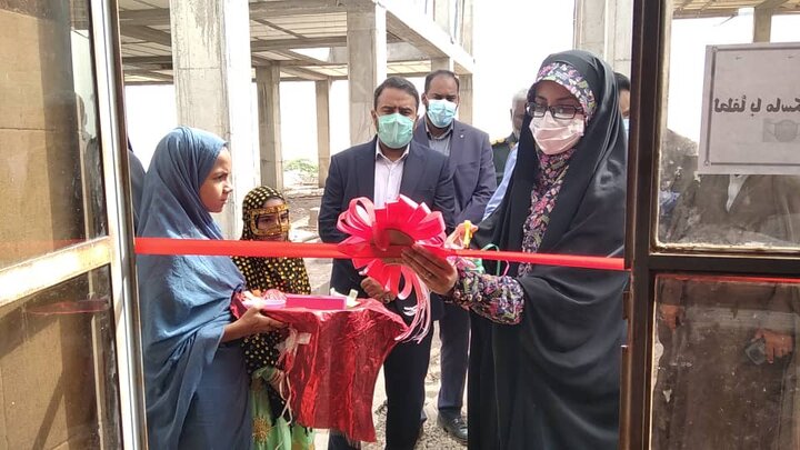 افتتاح کارگاه خیاطی احسان در جزیره هرمز