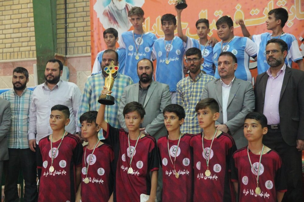 پایان مسابقات فوتبال خیابانی جام شهدای ۱۵ خرداد استان قم
