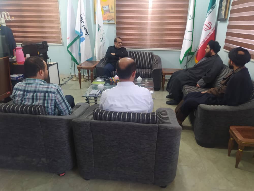 جلسه با رییس دانشگاه پیام نور و مسول دفتر نمایندگی رهبری در دانشگاه فرهنگیان بوشهر و هیات همراه