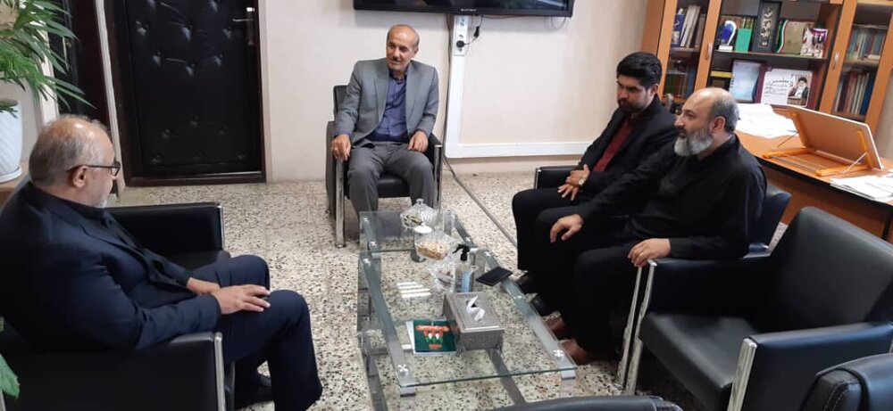 دیدار مدیرکل ستاد اجرایی فرمان امام استان گلستان با مدیرکل آموزش و پرورش استان