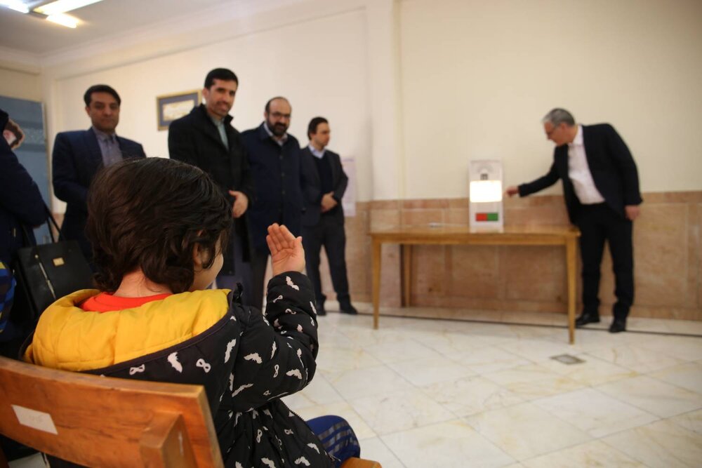 پرداخت کمک‌هزینه خرید عینک به ۲۸۰۰ کودک مبتلا به تنبلی چشم 