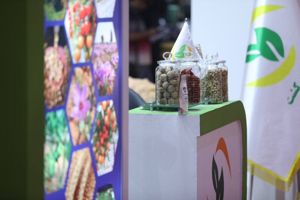 گزارش تصویری شماره سه حضور فعال هلدینگ کشاورزی و صنایع غذایی ستاد اجرایی فرمان امام در نمایشگاه اکسپو2023