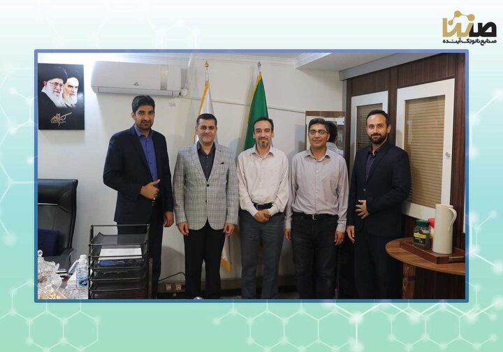 امضای قرارداد سرمایه‌گذاری هلدینگ دانش بنیان صنایع نانو تک آینده (صنتا) و شرکت دانش بنیان مارال پوشش نانو به منظور تولید پوشش‌های فوق آبگریز