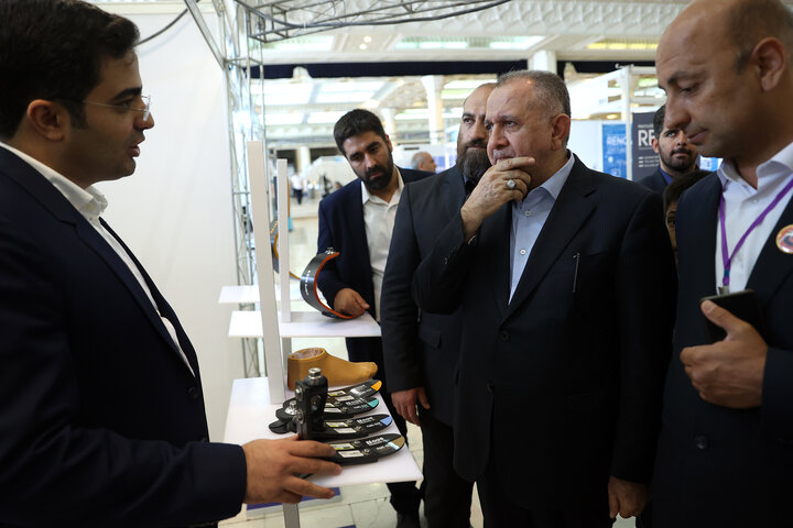 نمایشگاه آباد ایران