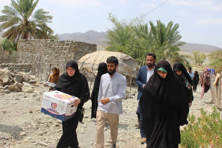 برگزاری پویش ملی لبخند مادری بنیاد ۱۵خرداد در روستای گِرَهوِن منطقه بشاگرد