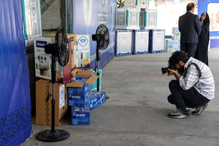 آغاز پویش احسان غدیر و اهدای وسایل سرمایشی و طبخ غذای گرم در مناطق محروم توسط ستاد اجرایی فرمان امام