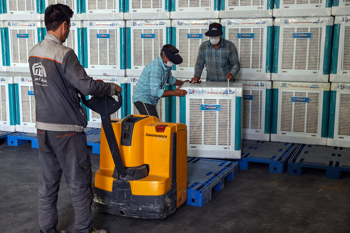 آغاز پویش احسان غدیر و اهدای وسایل سرمایشی و طبخ غذای گرم در مناطق محروم توسط ستاد اجرایی فرمان امام