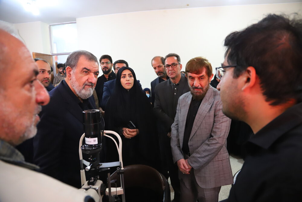 به همت قرارگاه تحول و توانمندسازی محلات، رزمایش بزرگ سلامت و درمان در واوان اسلامشهر برگزار شد.