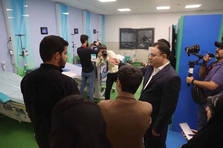 روزخبرنگار