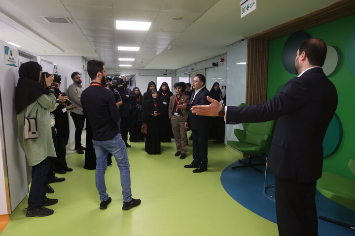 روزخبرنگار