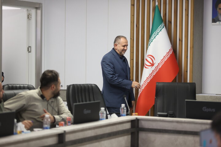 روزخبرنگار