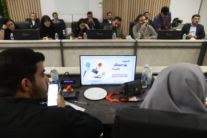 روزخبرنگار