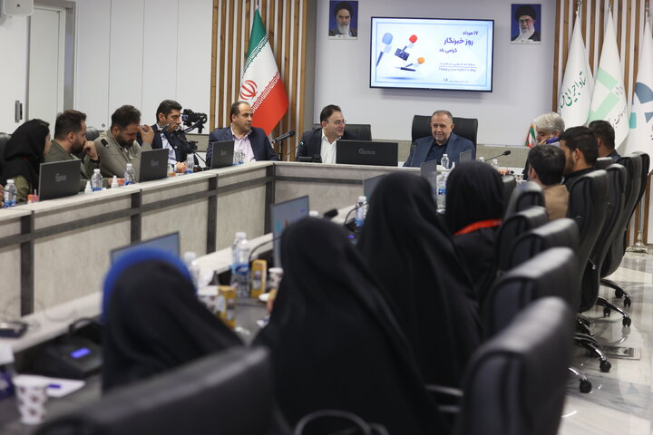 روز خبرنگار