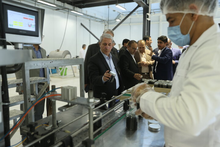 افتتاح کارخانه فرآوری گیاهان دارویی در گچساران توسط ستاد اجرایی فرمان امام