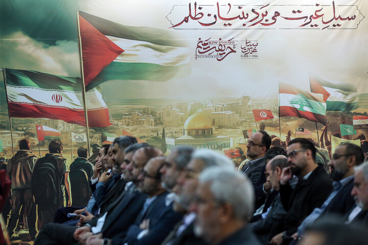 آیین تودیع و معارفه رئیس ستاد اجرایی فرمان امام